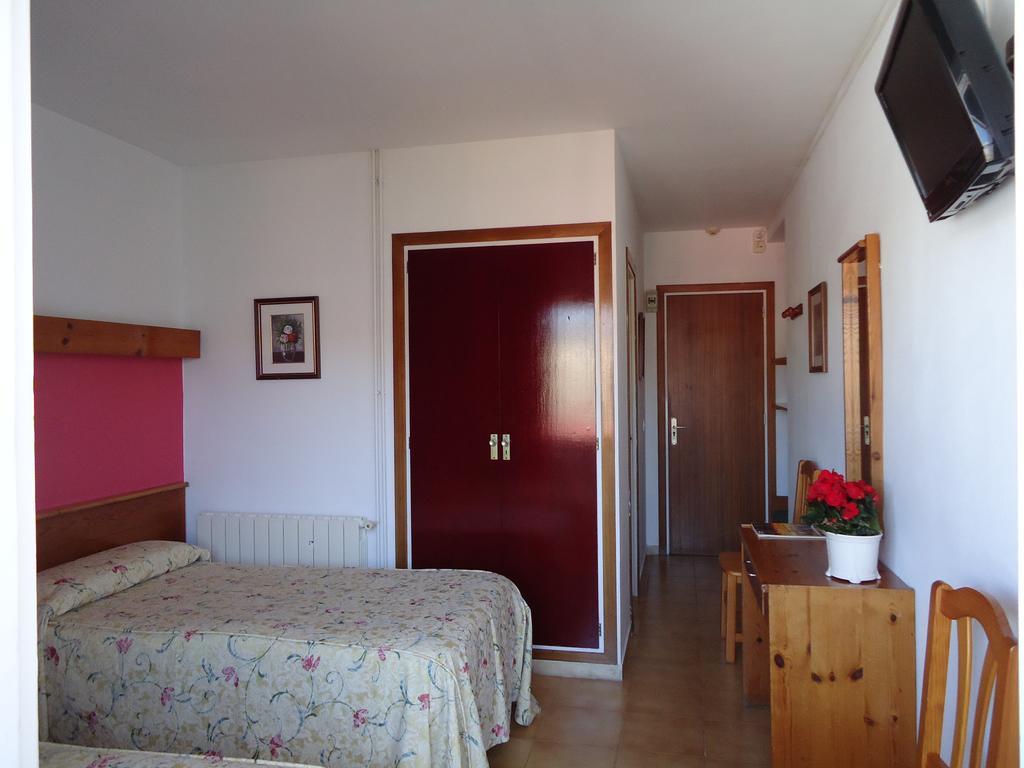 Hostal Magnolia Lloret de Mar Exterior foto